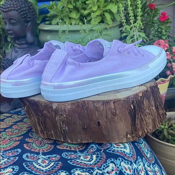 Iridescent “Lilac Mist” Converse Shoreline 7.5 - Picture 7 of 15